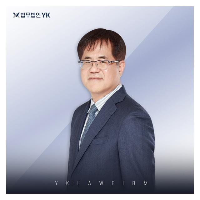 부장판사 역임 · 판사 역임 박찬호 대표변호사
